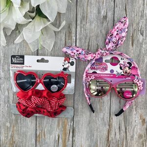 Disney Minnie Mouse Red and Pink Accessory Set